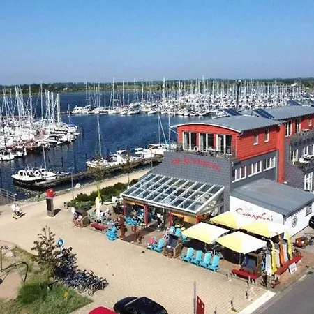 Mit Terrasse Auf Fehmarn * Burgtiefe auf Fehmarn